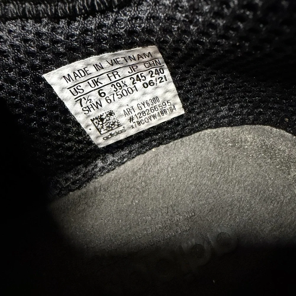 Adidas NMD_R1 Shoes Womens Size 7.5‎ Black Animal Print Sneakers GY6300